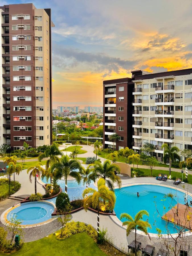 Apartament * *P Fantastic 2Br Option For 8 Iloilo Zewnętrze zdjęcie